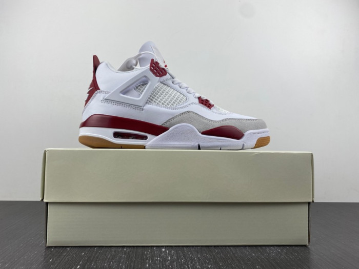 NIKE SB X AIR JORDAN 4 DR5415-160