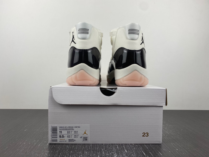 AIR JORDAN 11 WMNS "NEAPOLITAN" AR0715-101