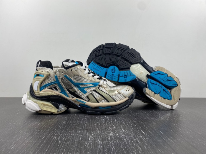 Ba*len*cia*ga runner 677403 w2rb6 2028