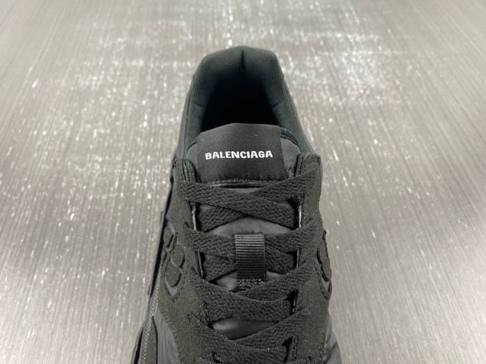Ba*len*cia*ga triple s sneaker 710157 w3cu1 1000