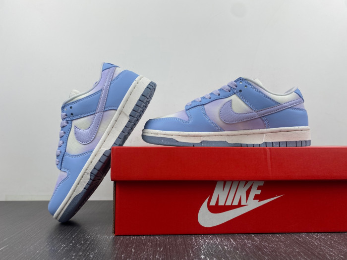 NIKE DUNK LOW WMNS FN0323-400