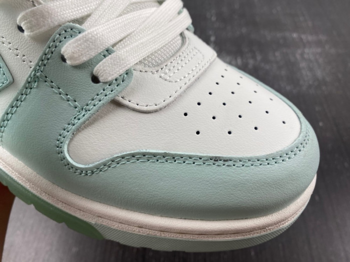 OFF-WHITE OUT OF OFFICE OW000007