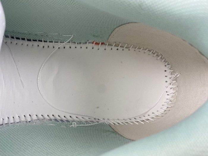 OFF-WHITE OUT OF OFFICE OW000007