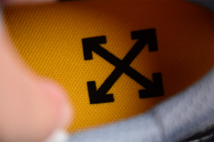 OFF-WHITE C/O​ ODSY-1000 SNEAKERS 9ACZVB08U1E