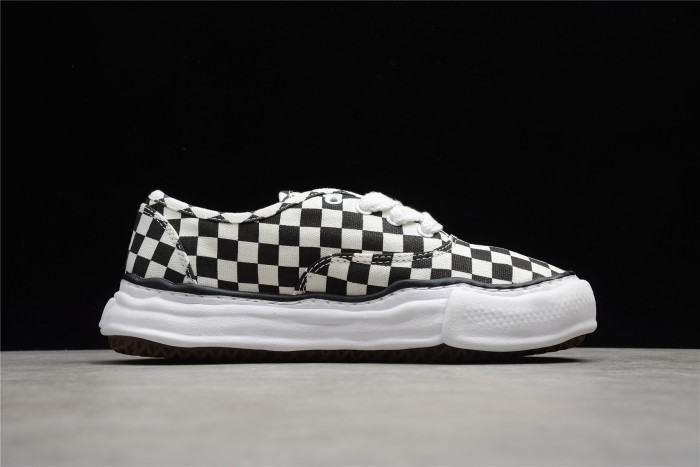 MIHARA YASUHIRO Black And White AO2FW706