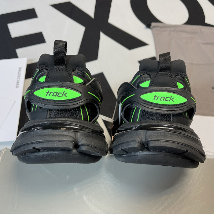 BL TESS S. GOMMA TREK LOW SNEAKERS BLACK GREEN 11607