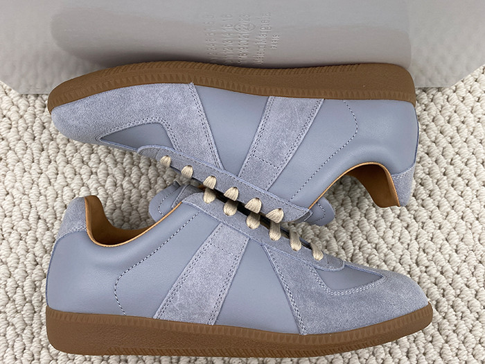 ma*s*n Ma*i*la calfskin sneakers