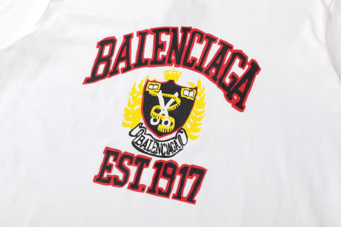 Ba*len*cia*ga t-shirts