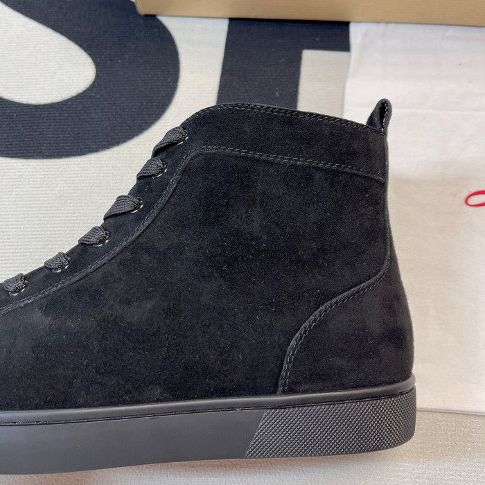 CHRISTIAN LOUBOUTIN SNEAKERS