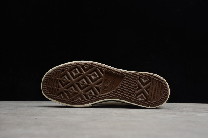 GC * CONVERSE SNEAKER