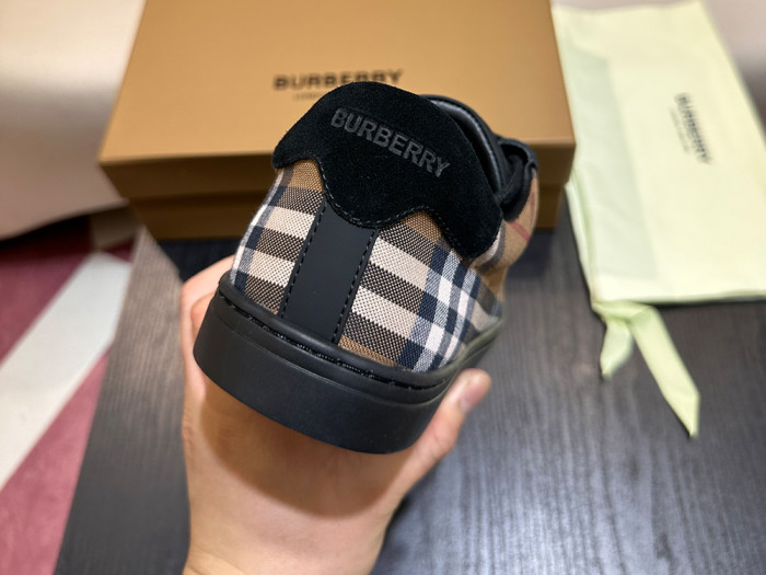 BURBERRY SHOES