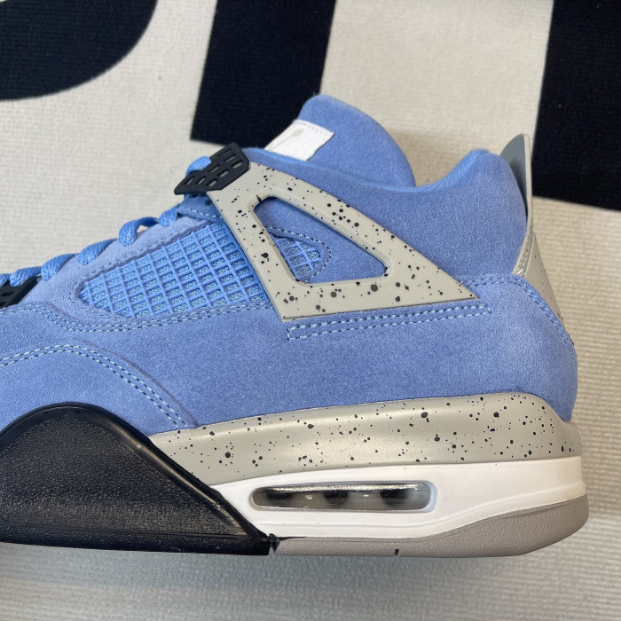 Air Jordan 4 Retro UNC PE AJ4 1032070