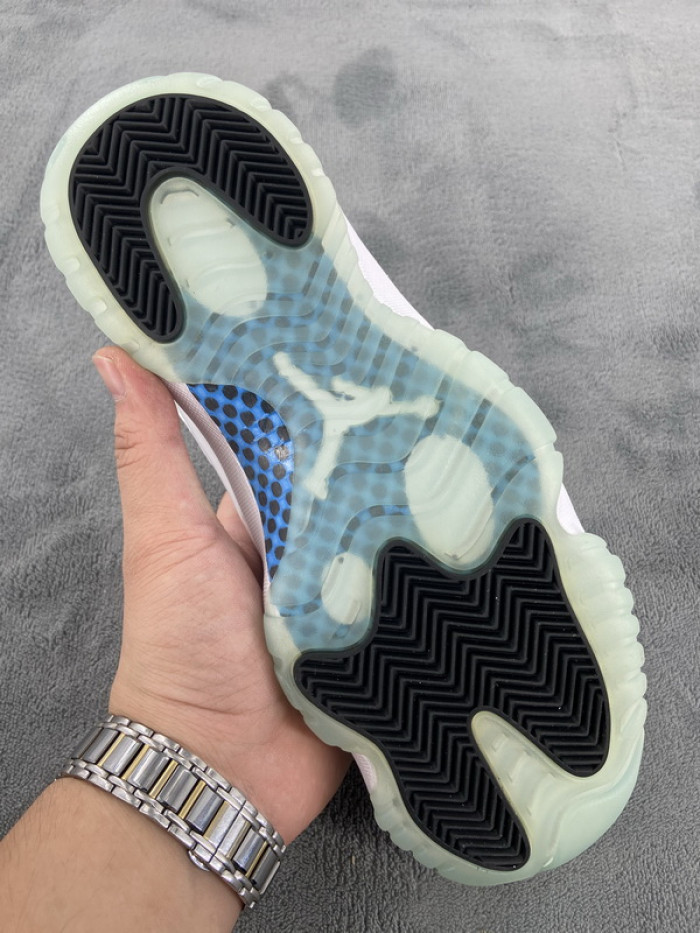 Jordan 11 Retro Low Legend Blue (GS) 528896-117