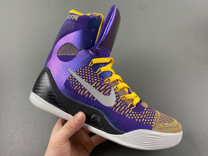 Kobe 9 Elite “Team” 630847-500