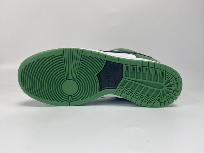 Nike SB Dunk Low Classic Green BQ6817-302