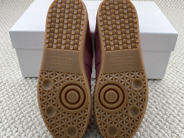 ma*s*n Ma*i*la calfskin sneakers