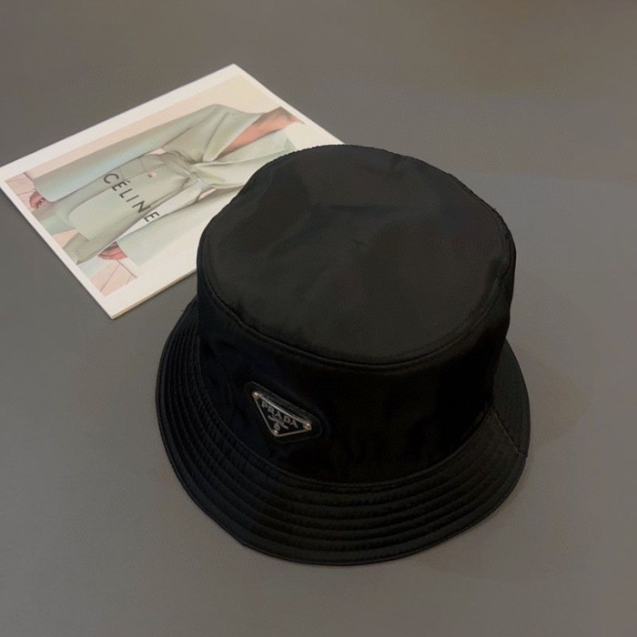 Pra*a  re-nylon hat