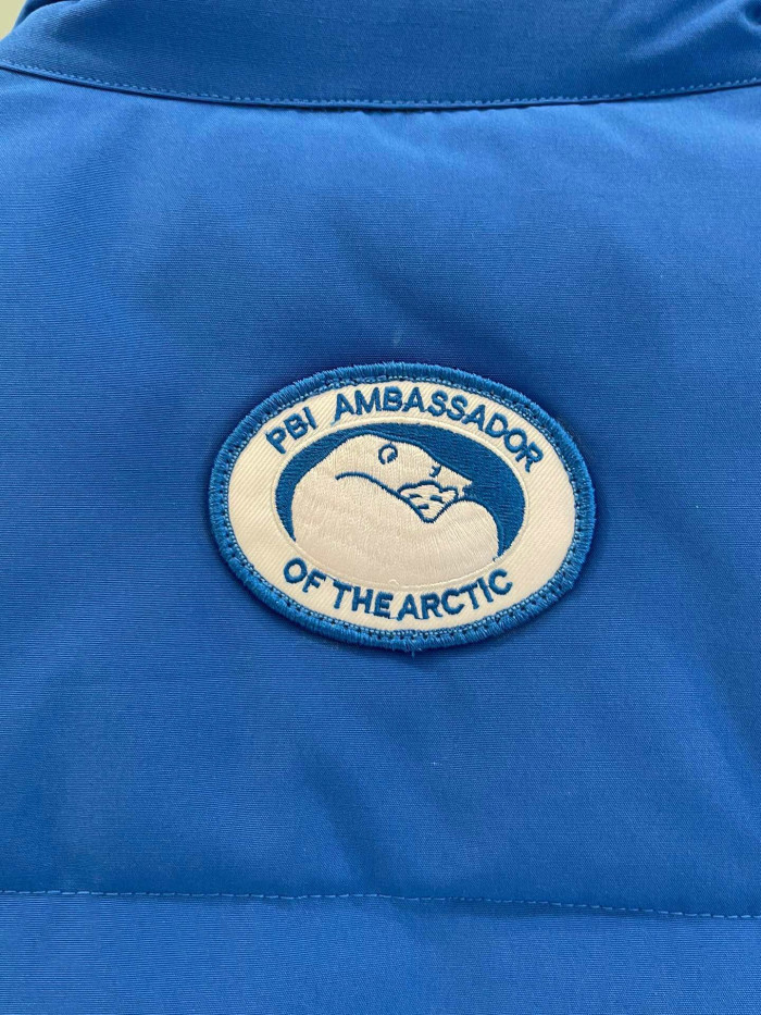 Can*a Go*e down waistcoat