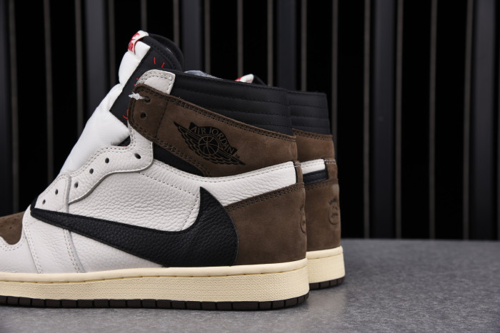 TRAVIS SCOTT X AIR JORDAN 1 RETRO HIGH REVERSE
