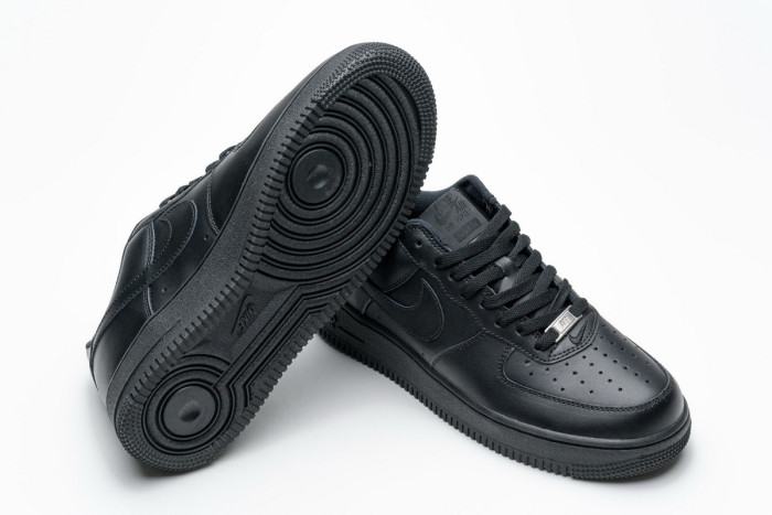 nike air force 1 low S*p*e black