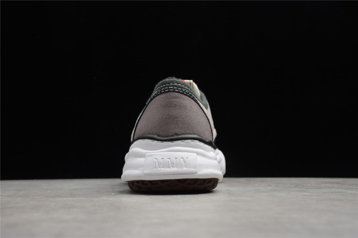 MIHARA YASUHIRO Black WHITE AO2FW707