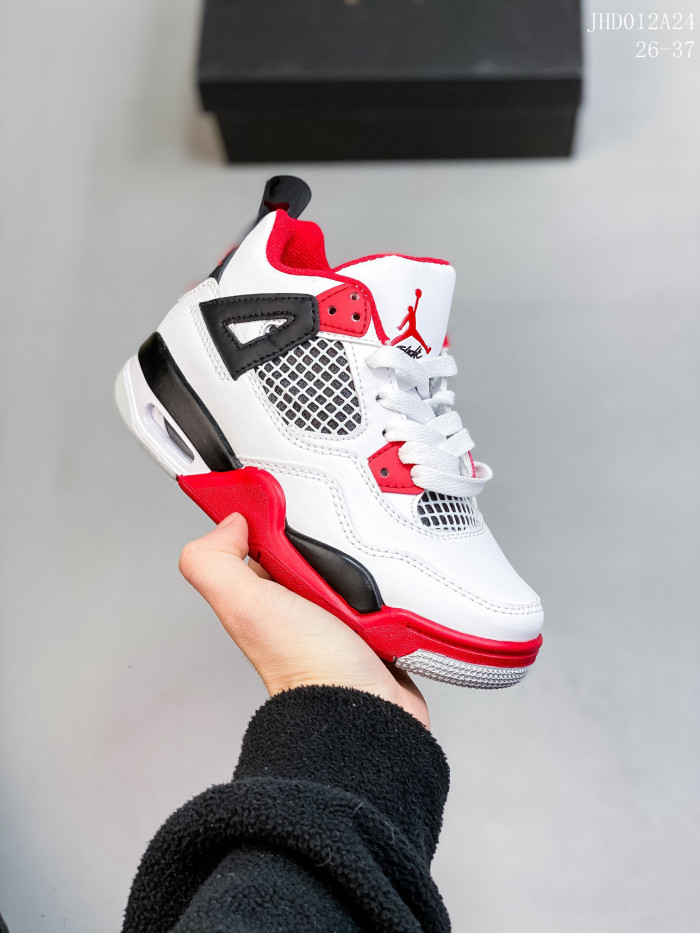 Jordan 4 Retro SNEAKERS