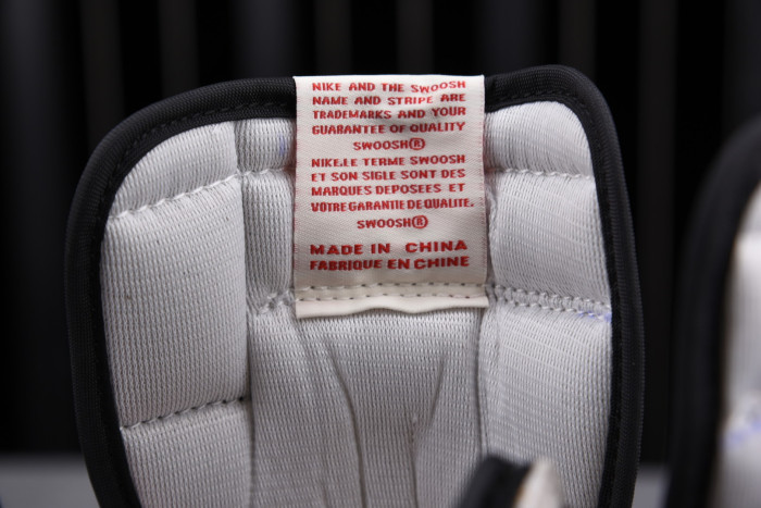 TRAVIS SCOTT X AIR JORDAN 1 RETRO HIGH REVERSE