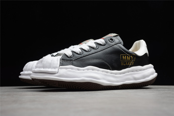 MIHARA YASUHIRO Black And White AOFW701