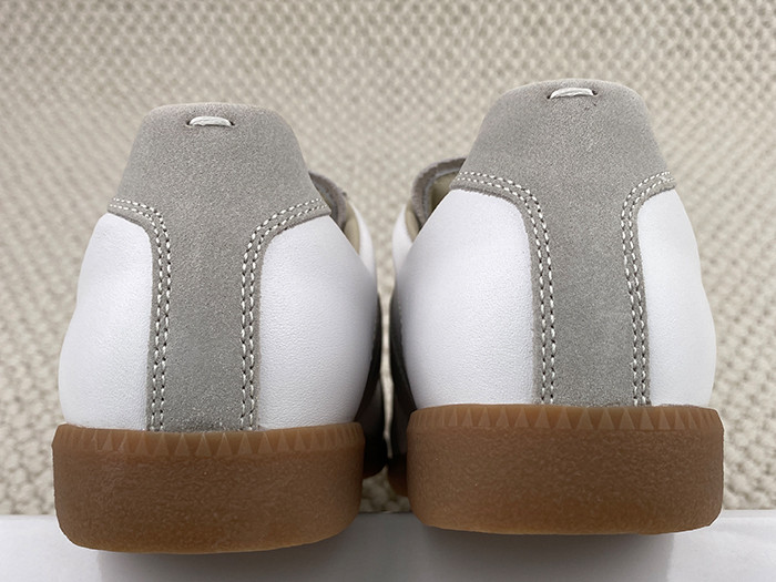 ma*s*n Ma*i*la calfskin sneakers