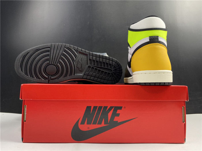 AIR JORDAN 1 HIGH OG “VOLT GOLD 555088-118