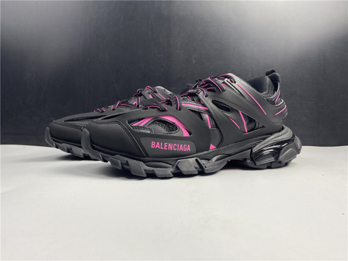 BALENGA TRACK SNEAKER PINK AND BLACK 542023 W2LA1 2046