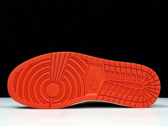 SOLEFLY AIR JORDAN 1 HIGH OG MIAMI ART BASEL AV3905-138