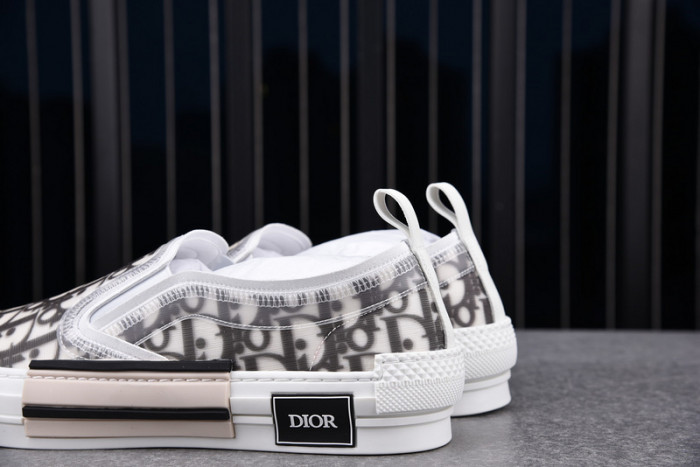 DR B23 LOW-TOP SNEAKERS 0120