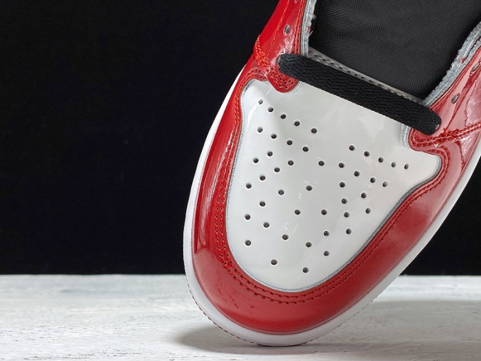 Jordan 1 Retro High Fearless UNC Chicago CK5666-100