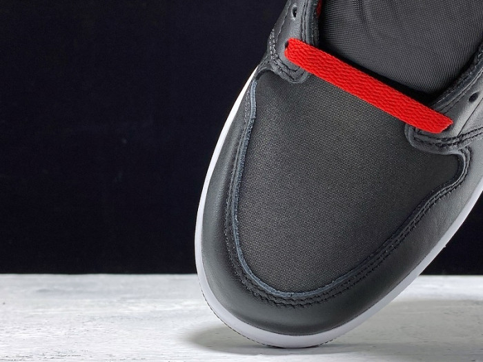 Jordan 1 Retro High Black Satin Gym Red 555088-060