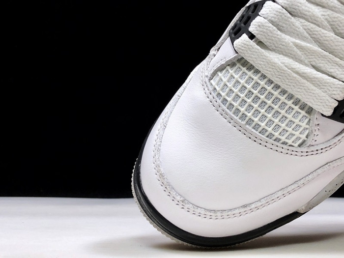 Jordan 4 Retro White Cement (2016) 840606-192