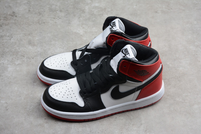 JORDAN 1 RETRO BLACK TOE (2016) 555088-125(kid)