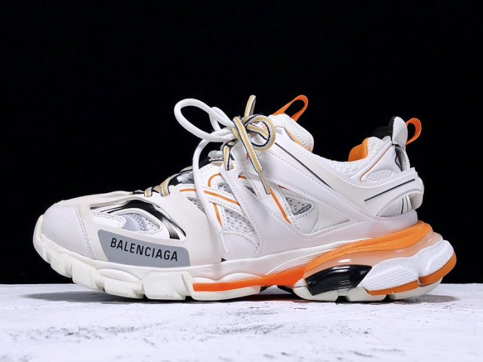 BALENGA TRACK LED Trainers 3.0  WHITE ORANGE W06G0 2001 ORANGE/WHITE