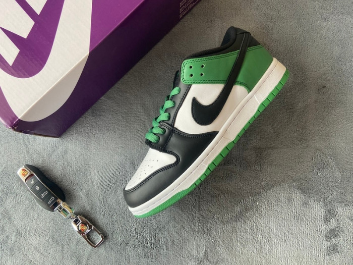 Nike SB Dunk Low Classic Green BQ6817-302