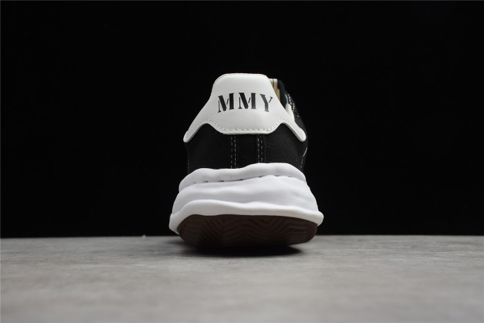 MIHARA YASUHIRO Black And White AO6FW703