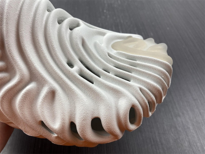 Cr*0*s pollex clog by salehe bembury stratus 207393-1cn