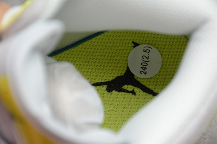 Jordan 1 Mid Opti Yellow (W) DA5552-107