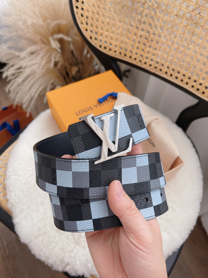 LOUI VUITTO BELT-4CM