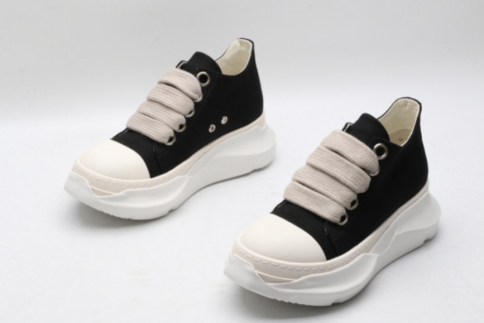 RICK OWEN.S SNEAKER