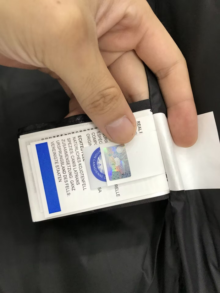 Can*a Go*e down jackets