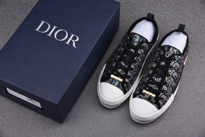 DR B23 LOW-TOP SNEAKERS 0155