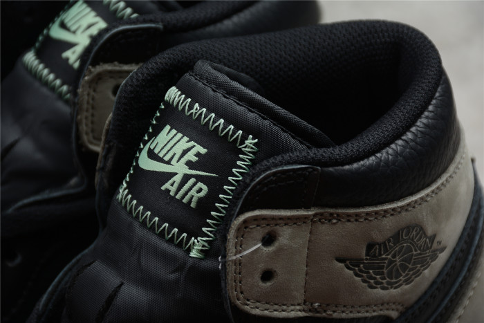 Jordan 1 Retro High Patina 555088-033