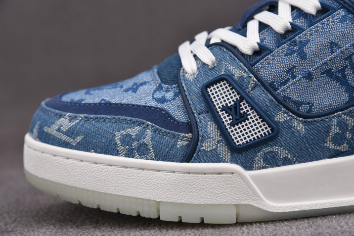 LOU VUIT SCI-FI SNEAKERS