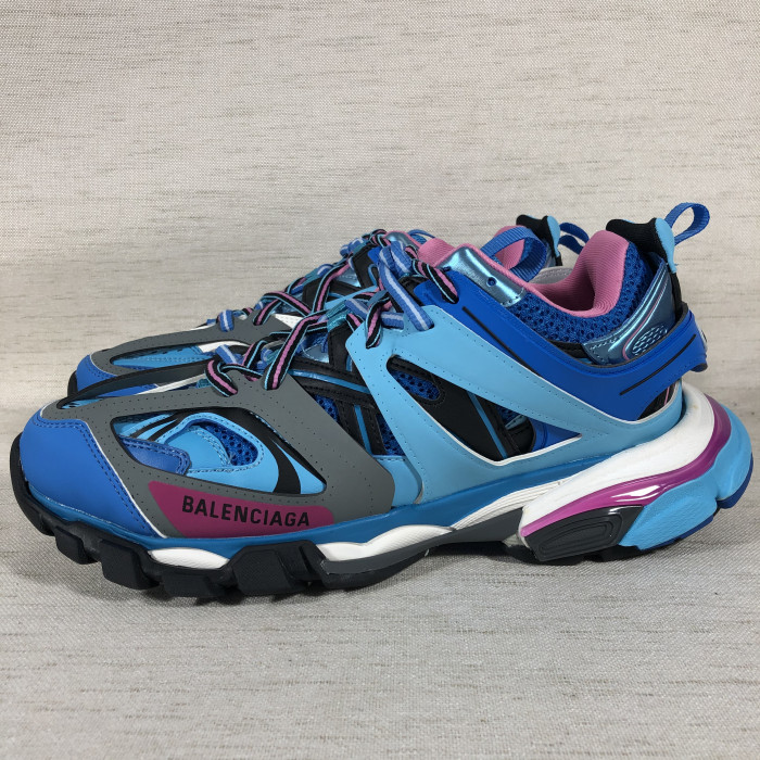 Ba*len*cia*ga track trainer