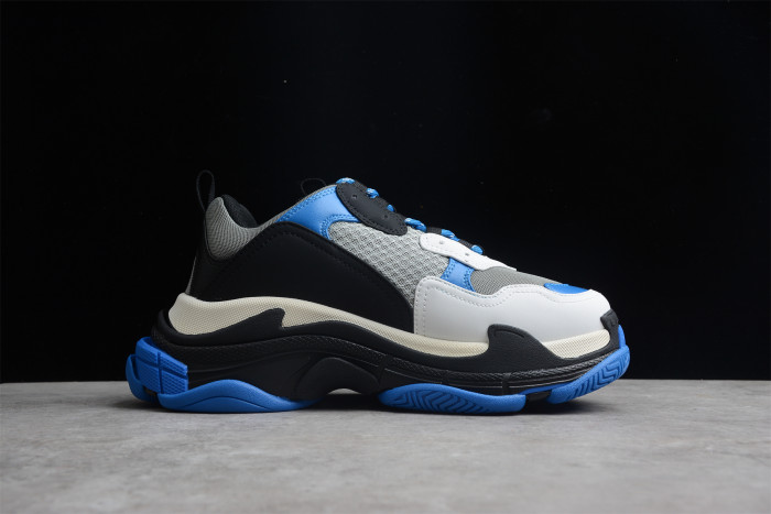 Ba*len*cia*ga triple s sneaker in blue 536737-w20c5-0107